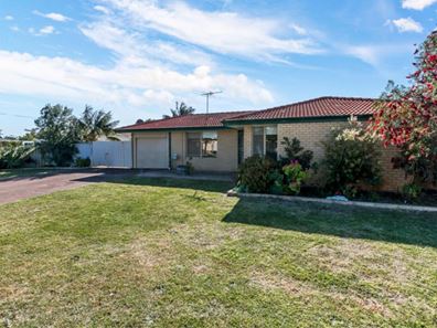 82 Hawker Street, Shoalwater WA 6169