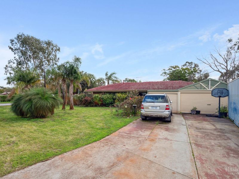 2 Hosken Road, Gosnells WA 6110