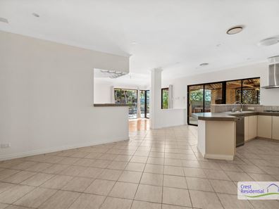 34 Hopkins Way, Spearwood WA 6163