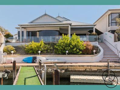 19 Eunamara Retreat, Halls Head WA 6210