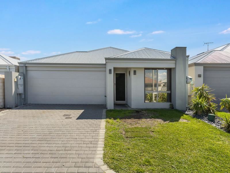 13 Warriedar Way, Golden Bay WA 6174