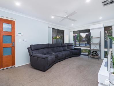 16A Burran Court, Armadale WA 6112