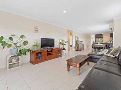 5 Excalibur Way, Baldivis WA 6171