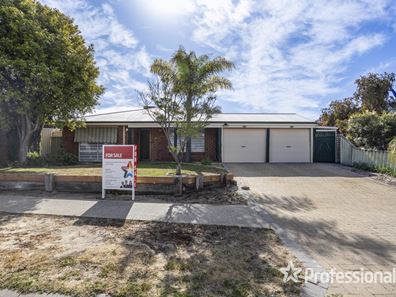 82 Giralia Parkway, Ballajura WA 6066