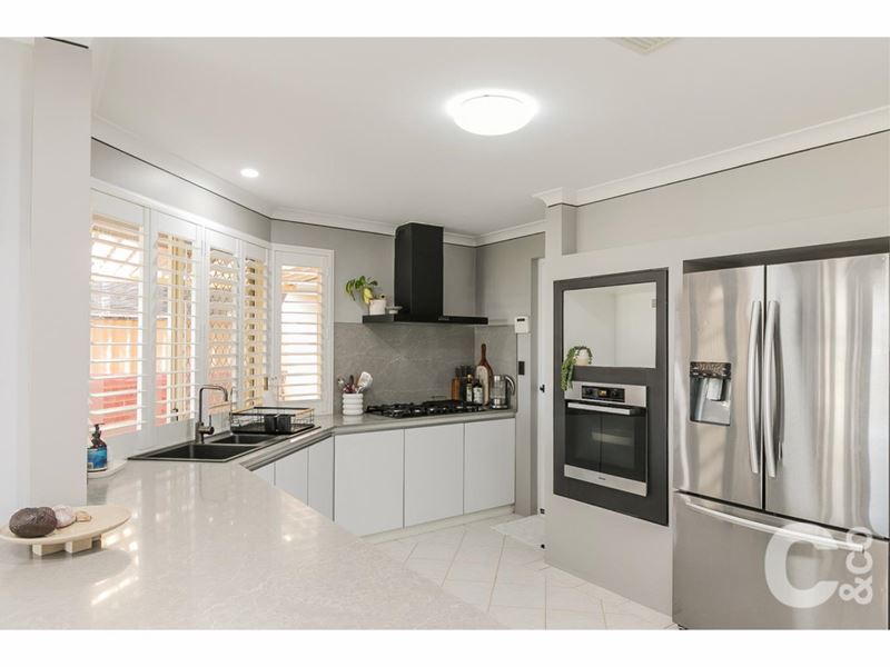 3 Glamis Court, Orelia