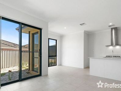 5C Monterey Court, Nollamara WA 6061