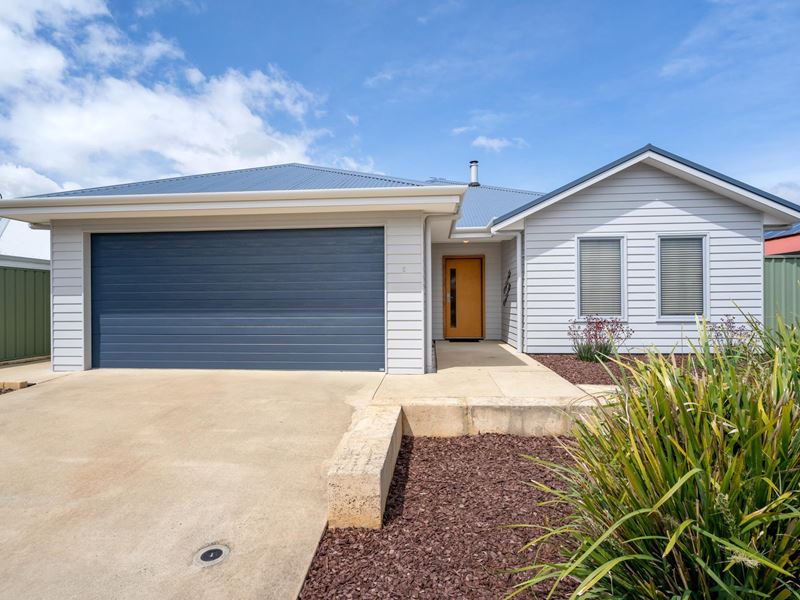 5 Morelia Parade, Margaret River WA 6285