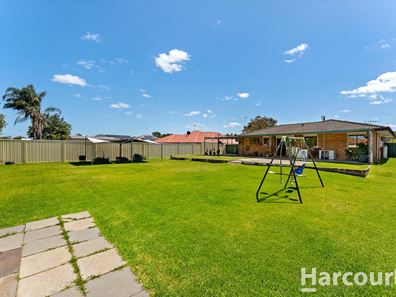 61 Hampton Road, Pinjarra WA 6208