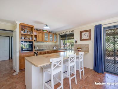 13 Cheriton Road, Gingin WA 6503