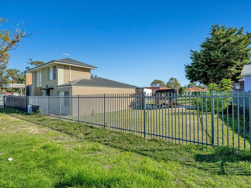 2B Parkview Street, Mandurah WA 6210