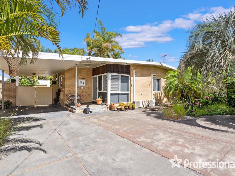 43 Bradley Way, Lockridge