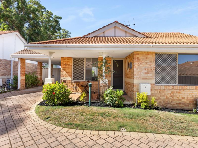 2/40 Farris Street, Innaloo WA 6018