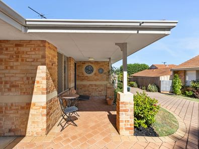 2/40 Farris Street, Innaloo WA 6018