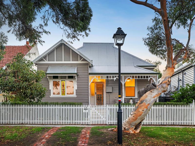 17 Smyth Road, Shenton Park