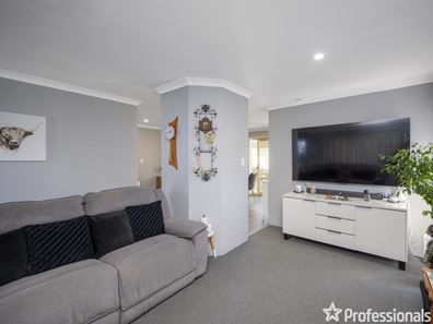 113 Cockman Cross, Stratton WA 6056
