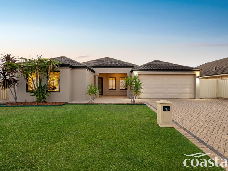 6 Stradbroke Rd, Secret Harbour WA 6173