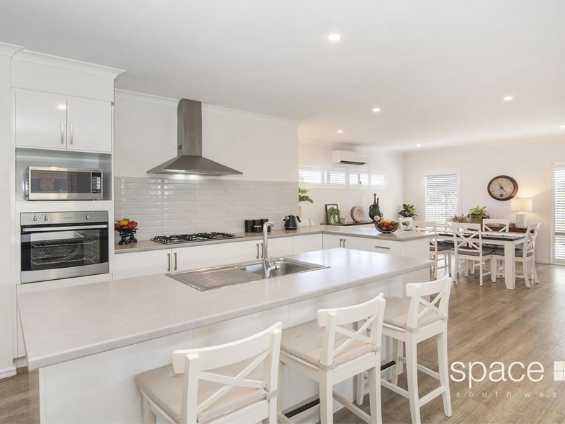 5 Hocking Lane, Cowaramup WA 6284