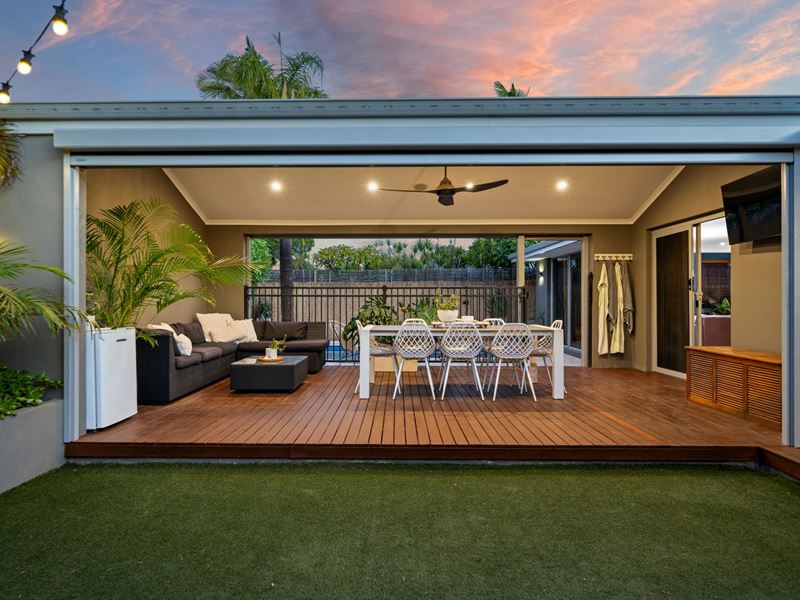 70 MULLIGAN DRIVE, Greenwood