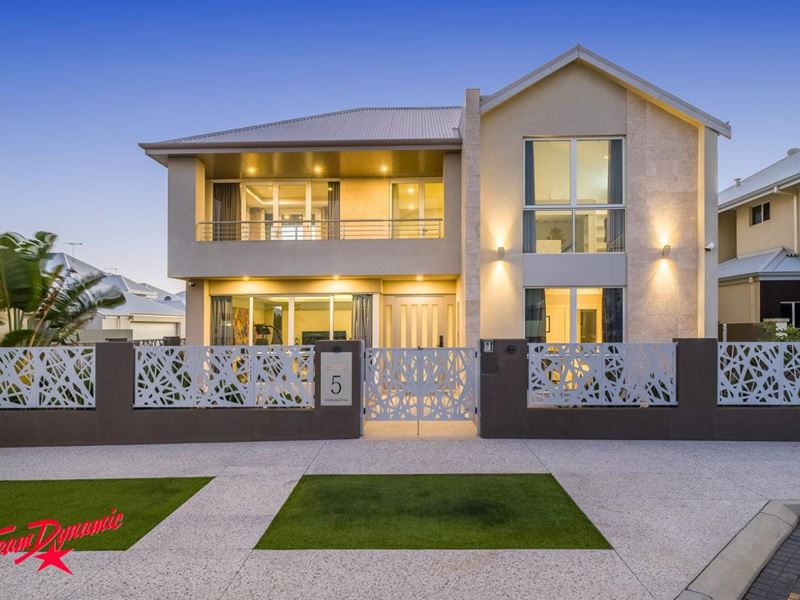 5 Maldives Drive, Hillarys