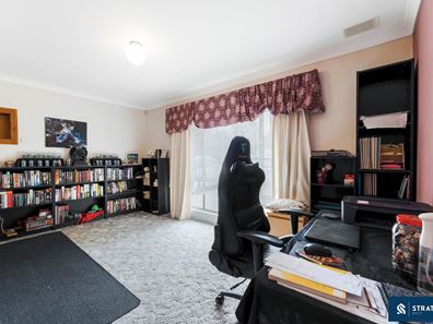 2 Kidbroke Place, Kelmscott WA 6111