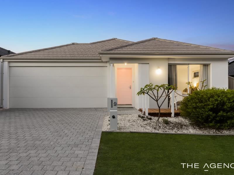 9 Crystalline Road, Spearwood WA 6163