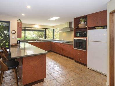 11 Stewart Street, Margaret River WA 6285