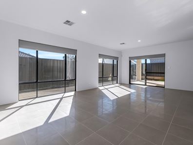 28 Chindwin  Loop, Hilbert WA 6112