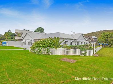9 Middleton Road, Middleton Beach WA 6330
