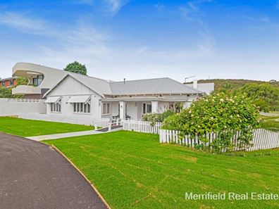 9 Middleton Road, Middleton Beach WA 6330