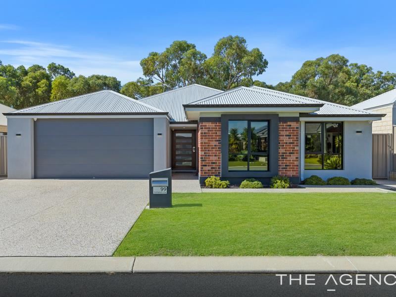 99 Hurlingham Loop, Meadow Springs