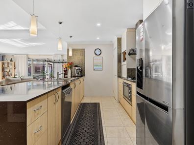 21 Andalusian Loop, Baldivis WA 6171