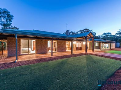 194 Powderbark Road, Lower Chittering WA 6084