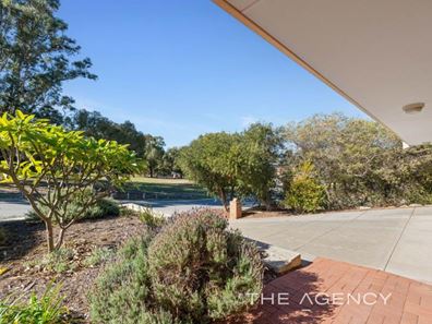 4 Cleave Court, Padbury WA 6025