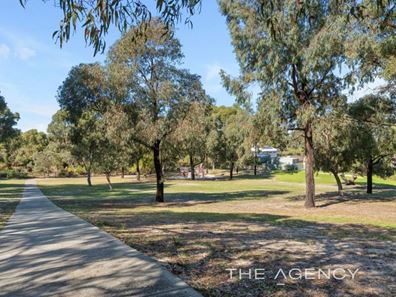 4 Cleave Court, Padbury WA 6025