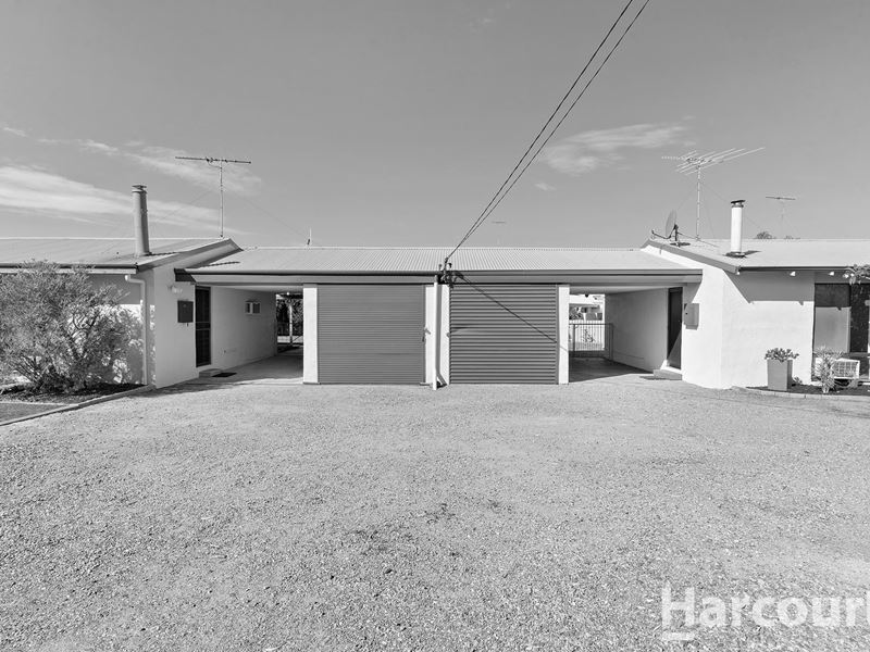1/9 Flinders Street, Falcon