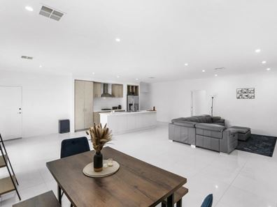 15 Arthog Street, Butler WA 6036