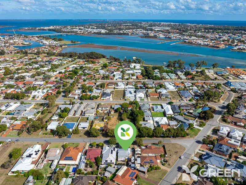 4 Kitchener Street, Dudley Park WA 6210