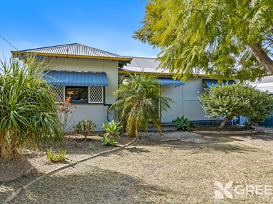 4 Kitchener Street, Dudley Park WA 6210