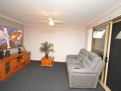 16/78-80 Oakmont Avenue, Meadow Springs WA 6210