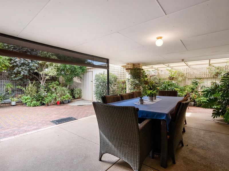 1 Cato Court, Rockingham