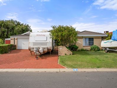 1 Cato Court, Rockingham WA 6168
