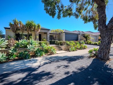 54 Hollington Boulevard, Butler WA 6036