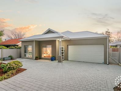 9A Paget Street, Hilton WA 6163