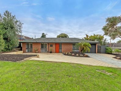 23 Culloden Road, Duncraig WA 6023