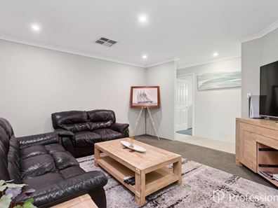 23 Elmore Way, High Wycombe WA 6057