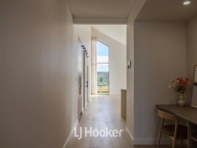28 Robertson Drive, Dunsborough WA 6281