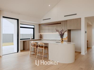28 Robertson Drive, Dunsborough WA 6281