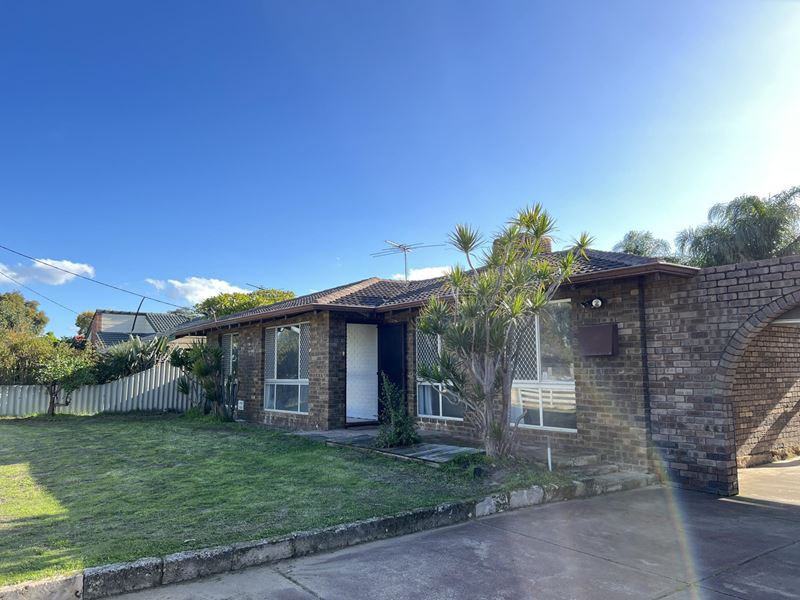42 Bougainvillea Avenue, Forrestfield WA 6058