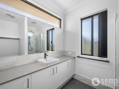 17 Liffey Street, Canning Vale WA 6155