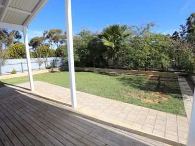 16 Saltbush Rd, Kambalda West WA 6442